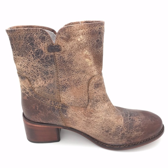 Diba West Haven Distressed Bootie - Picture 2 of 5